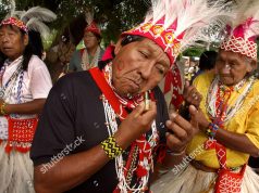 Radio So´o: Practicing Guaraní – Practicando el Guaraní A couple of people that are talking to each other